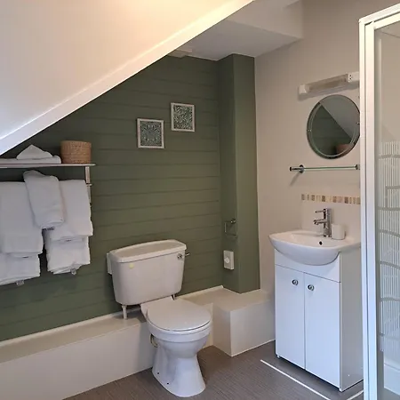 Schooner Point Guest House-3